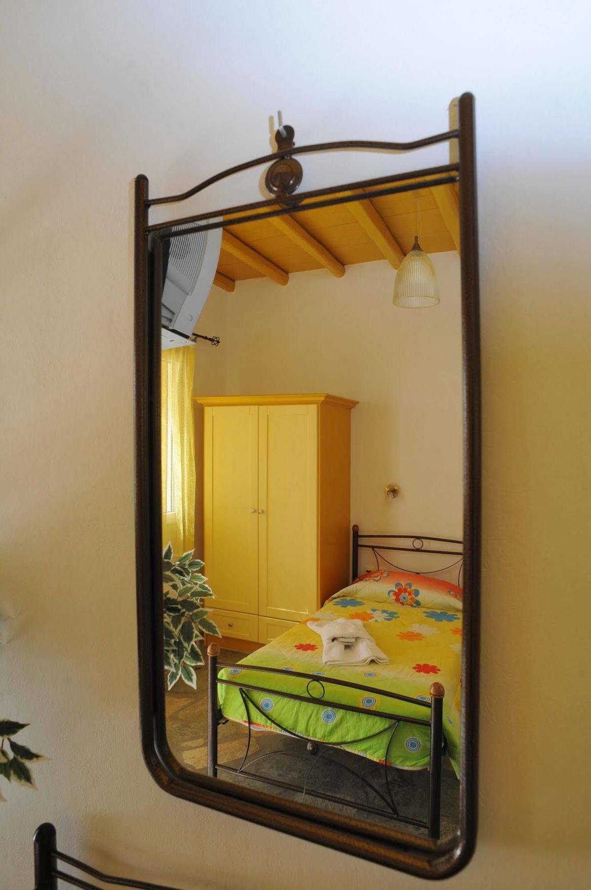 Drosoulites Apartment Agios Ioannis  Bagian luar foto